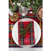 Personalisierte Royal Stewart Servietten von AndraOtoTextiles
