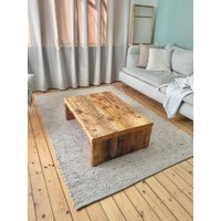 Couchtisch Geölt Aus Gerüstbohlen | Bodentisch Coffeetable Altholz Massivholz Bohle Diele Bauholz von AndreKarger