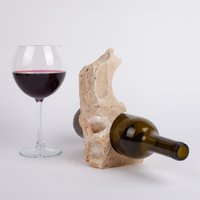 Einzigartige Travertin Weinflasche/stein Weinhalter Marmor Weinregal von AndresStoneDesign