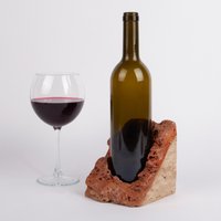 Einzigartige Travertin Weinflasche/stein Weinhalter Marmor Weinregal von AndresStoneDesign