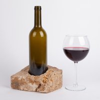 Einzigartige Travertin Weinflasche/stein Weinhalter Marmor Weinregal von AndresStoneDesign