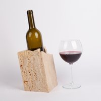 Einzigartige Travertin Weinflasche/stein Weinhalter Marmor Weinregal von AndresStoneDesign