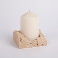 Natürlicher Beige Travertin Kerzenhalter von AndresStoneDesign