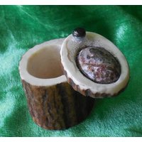 Leopard Haut Jaspis Geschnitzt Grausamkeit Frei Elch Geweih Box Halbedelstein Edelstein Inlay Schuppen Ooak One Of A Kind Ring Keepsake Leopard Haut Jaspis Geschnitzt Grausamkeit Frei Elch Geweih Box Halbedelstein Edelstein Inlay Schuppen Ooak One Of A Kind Ring Keepsake von AndromedaEnterprises