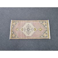 Antiker Oushak Wollteppich 70x300, Handgefertig Antiker Oushak Wollteppich 70x300, Handgefertig von AngelRugStore