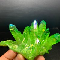 Natürliche Regenbogen Titan Quarz Cluster, Kristallspitze, Quarz Vug, Mineralexemplar, Wohndekoration, Reiki Heilung, Kristall Geschenke 1stk von Angelcarving