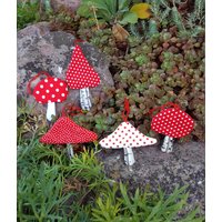 Deko - Pilze 5-Er Set, Aus Stoff - Genäht Deko - Pilze 5-Er Set, Aus Stoff - Genäht von AngelikasPatchwork