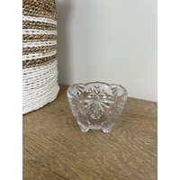 Vintage Kristall Servierschale/Schale Schneeflocke, Sternmuster, 3 Fuß von AngelkasUniqueFinds