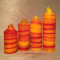 Adventskerzen Set Handgemachte Handgerollte Unikat Kerzen in 3 Varianten Rot-Orange, Rot-Grün, Rot-Schwarz von AngewandtSchoenKunst