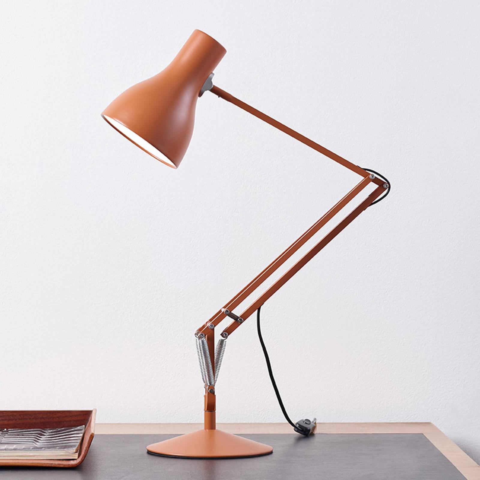 Anglepoise Type 75 Tischlampe Margaret Howell rost von Anglepoise