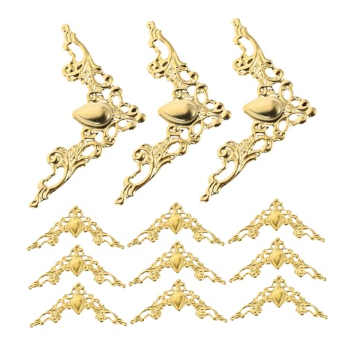 Angoily 100 Stück Vintage Metall Eckenschutz Dreieck mit Hohlblumenmotiv Dekorative Buch Schmuckbox Ecke DIY Scrapbook Kantenschutz Goldfarbene Robuste Iron Corner Trim Angoily 100 Stück Vintage Metall Eckenschutz Dreieck mit Hohlblumenmotiv Dekorative Buch Schmuckbox Ecke DIY Scrapbook Kantenschutz Goldfarbene Robuste Iron Corner Trim von Angoily