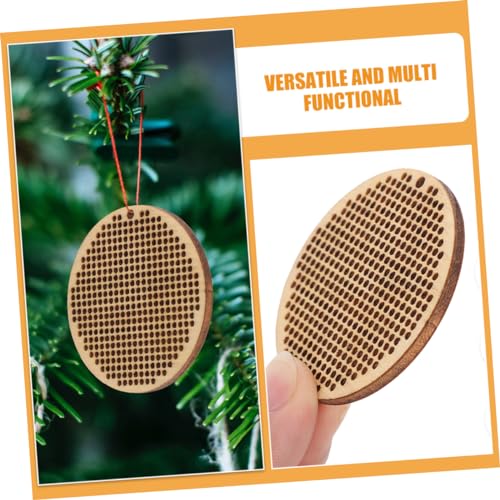 Angoily 8 Stück Teiliges Runde Naturbelassene Holzanhänger Unfertige Perforierte Cross Stitch Tags für Diy Stickrahmen Kreative Bastelprojekte Lesezeichen und Schmuckanhänger von Angoily
