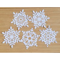 10 Schneeflocken in 5 Designs Fensterdeko 14cm = 5, 512Inch von AniPolDesign