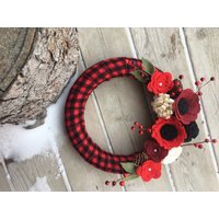 Buffalo Plaid Kranz, Weihnachtskranz, Rustikaler Filzblumendekor von AnitaRexDesigns