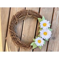 Gänseblümchen-Kranz, Rustikaler Kranz, Filz-Gänseblümchen von AnitaRexDesigns