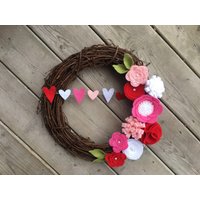 Valentinstag Kranz, Valentinskranz, Rustikaler Herzkranz, Valentinsbanner von AnitaRexDesigns