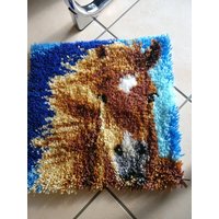 Süßer Kissenbezug Mit Pferd, Inklusive Kissen, Handgeknüpft von AnjasKreationen