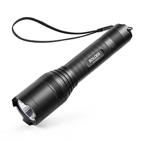 Anker Bolder LC90 LED Taschenlampe, IP65 Wasserfest, Wiederaufladbare Taschenlampe im Taschenformat mit Zoom (für Camping, Wandern und Notfälle) Helle 900 Lumen CREE LED, 5 Lichtmodi von Anker