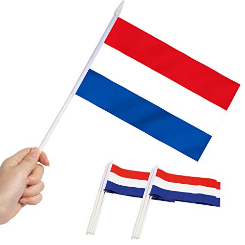 Anley Netherlands Mini Flag 12er Pack - Handgehaltene kleine niederländische Miniaturflaggen am Stick - lichtbeständige und lebendige Farben - 5 x 8 Zoll mit massiver Stange und Speerspitze von Anley