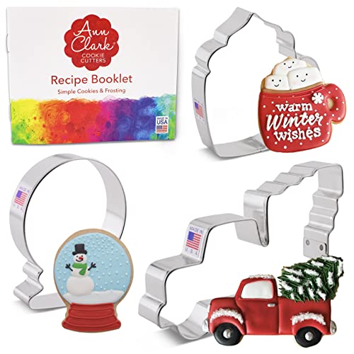 Ann Clark Cookie Cutters Winterspaß-Set mit Rezeptheft, Schneekugel, LKW mit Baum und Kaffeetasse, 3-teiliges Set von Ann Clark Cookie Cutters