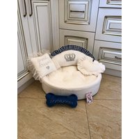 Creme Und Marineblaues Designer Hundebett Prinz Personalisiert Haustierbett Katzenbett Marineblau Welpe Bett Geburtstag Hund Geschenk von AnnaHappydog