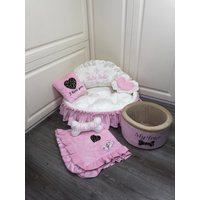 Creme Und Rosa Personalisiertes Hundebett Luxus Welpe Bett Gepard Royal Maßgeschneidert Geburtstag von AnnaHappydog