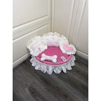 Creme Und Rosa Personalisiertes Hundebett Luxus Welpe Bett Rosa Royal Maßgeschneidert Geburtstag von AnnaHappydog