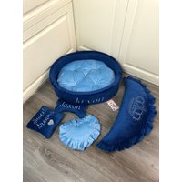 Marineblau Und Hellblau Personalisiertes Hundebett Mit Krone Funkelt Designer Haustierbett Katzenbett Personalisiert Geburtstagsbett Hund von AnnaHappydog