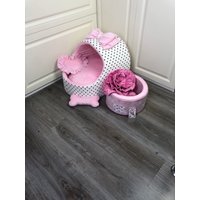 Pink Polka Dot Hundewiege Luxus Welpen Bett, Individuelles Haustier Sofa von AnnaHappydog