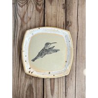 Beiger Kolibri Teller Beiger Kolibri Teller von AnnaPoloDesign