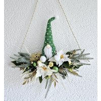 Weihnachtsdeko Dekoast Fensterdeko Türschmuck Weihnachten Weiß-Grün Türdeko Winterdekoration Wichtel von AnnasDeko