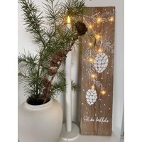 Holzbrett Oh Du Fröhliche Kieferzweig Beleuchtet Holzbrett Oh Du Fröhliche Kieferzweig Beleuchtet von AnnasKleinigkeiten