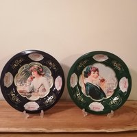 Vintage Runde Coca-Cola Metallschalen, Als Wandbehänge Verwendet, Von The Tin Box Co ~ 1990Er Jahre von AnneLouiseVintageCo