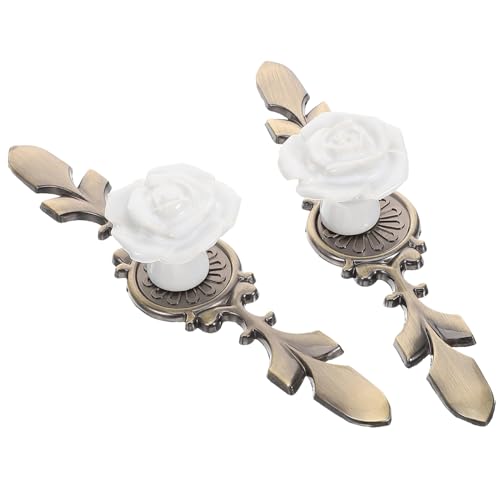 Anneome 2 Stück Vintage Schubladenknöpfe mit Rosenmuster Keramik Möbelknöpfe für Küchenschränke Kommoden und Möbel mit Antiker Bronze Rückplatte Anneome 2 Stück Vintage Schubladenknöpfe mit Rosenmuster Keramik Möbelknöpfe für Küchenschränke Kommoden und Möbel mit Antiker Bronze Rückplatte von Anneome