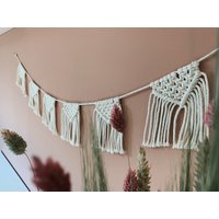 Makramee Wimpelgirlande „Frida" Macrame Geknüpft Geschenk Deko Homedecor von AnnieMarDesign