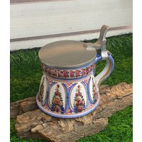Vintage Bierkrug Aus Handgedrehter Und Handbemalter Keramik Mit Zinndeckel Von Der Töpferei Keck, Bierhumpen, Handgefertigter Vintage Bierkrug Aus Handgedrehter Und Handbemalter Keramik Mit Zinndeckel Von Der Töpferei Keck, Bierhumpen, Handgefertigter von AnnodazumalShop