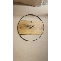 Wanduhr Xxl Massivholz Eiche Holzuhr Holz Fassring Wanduhr Xxl Massivholz Eiche Holzuhr Holz Fassring von Annysdekolaedele