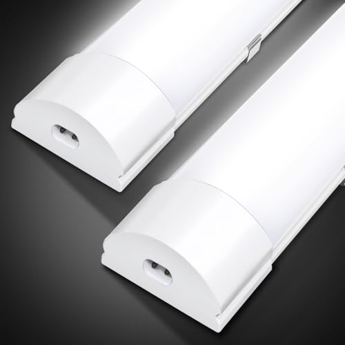 Ansobea 2 Stück 18W LED Feuchtraumleuchte 60CM, 1530LM Neutralweiß 4000K Led Röhre, IP65 Wasserfest Feuchtraumlampe, Wannenleuchte Deckenleuchte Werkstattlampe für Garage Keller Warenhaus Bad Büro Ansobea 2 Stück 18W LED Feuchtraumleuchte 60CM, 1530LM Neutralweiß 4000K Led Röhre, IP65 Wasserfest Feuchtraumlampe, Wannenleuchte Deckenleuchte Werkstattlampe für Garage Keller Warenhaus Bad Büro von Ansobea