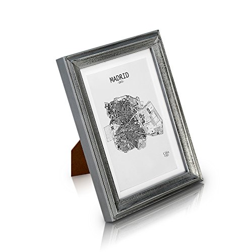 Shabby Chic Bilderrahmen 13x18 cm - Glasfront - mit Passepartout für 10x15 Fotos - 2 cm Rahmenbreite - Echtholz - Silber von Antic by Casa Chic