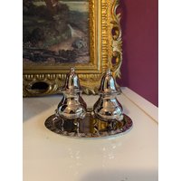 Vintage Salzstreuer Salz & Pfeffer Mit Tabl. Vernickelt Vintage Salzstreuer Salz & Pfeffer Mit Tabl. Vernickelt von AntikBayern