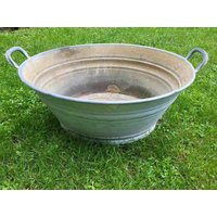 Alte Zink Badewanne, Zinkwanne Wanne. Waschwanne von AntikDekoVintage