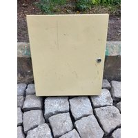 Alter Schlüsselkasten 50Er Jahre, Schränkchen. Hängeschrank Metallschrank, Blechschrank Alter Schlüsselkasten 50Er Jahre, Schränkchen. Hängeschrank Metallschrank, Blechschrank von AntikDekoVintage