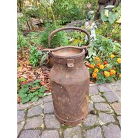 Große Alte Milchkanne Mit Deckel Große Alte Milchkanne Mit Deckel von AntikDekoVintage