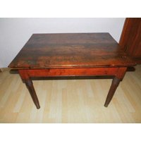 Uriger Couchtisch Beistelltisch in Massivholz Uriger Couchtisch Beistelltisch in Massivholz von AntikDekoVintage