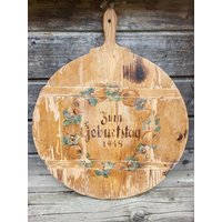 Uriges Rundes Bäckerbrett Von 1948, Brotbrett, Holzbrett, Backbrett Uriges Rundes Bäckerbrett Von 1948, Brotbrett, Holzbrett, Backbrett von AntikDekoVintage