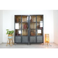 2 Massive Große Industrie-Design Eisen Vitrinen Aus Recyceltem Teakholz von AntikHandelLux
