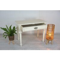 Gründerzeit-Tisch in Shabby-Chic-Weiß, Weichholz, Im Usedlook Von 1900 Gründerzeit-Tisch in Shabby-Chic-Weiß, Weichholz, Im Usedlook Von 1900 von AntikHandelLux
