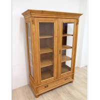 Schöne Seitlich Verglaste Jugendstil-Vitrine in Weichholz Massiv Von 1900 Antik-Lux von AntikHandelLux
