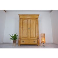 Schöner Restaurierter Zerlegbarer Gründerzeit Schrank Von 1890 in Weichholz "Antik-Lux" von AntikHandelLux