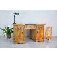 Traumhafter Restaurierter Jugendstil Schreibtisch Von 1900 in Weichholz Traumhafter Restaurierter Jugendstil Schreibtisch Von 1900 in Weichholz von AntikHandelLux